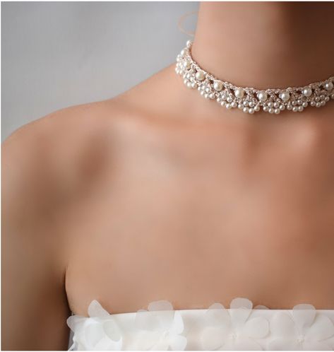 Pearl Choker Wedding, Colar Chocker, Bridal Statement Necklace, Statement Choker, Wedding Fashion, Wedding Hair And Makeup, Pearl Choker, Pearl Diamond, Blush Wedding