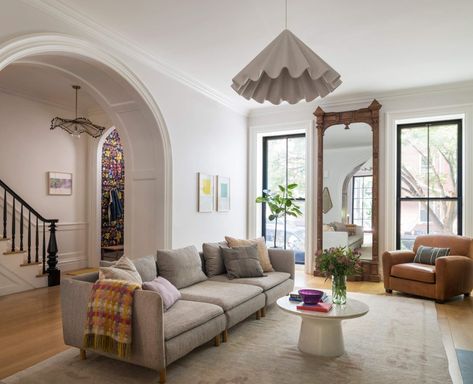 Arched Entry Doors, Brownstone Interiors, Brownstone Homes, Nyc Townhouse, Parlor Floor, New York Townhouse, Townhouse Exterior, Townhouse Interior, Brooklyn Brownstone