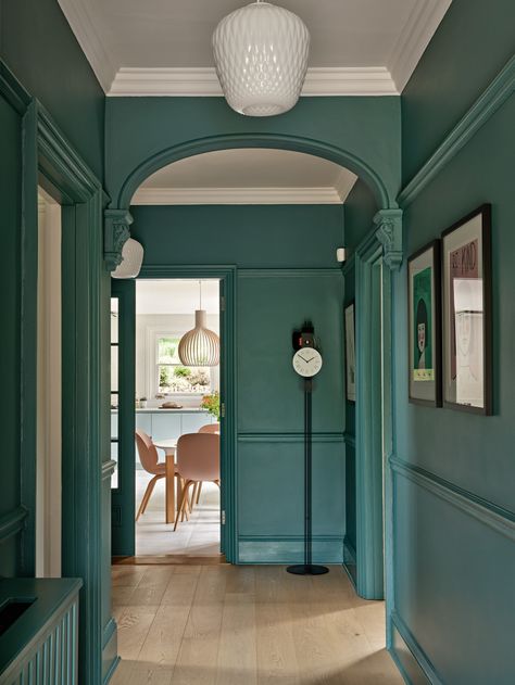 Victorian Family Home - Victorian - Hallway & Landing - Other - by Susan Venn Design | Houzz UK Victorian Hallway Ideas, Victorian Family Home, Hallway Landing, Victorian Hallway, Hallway Wallpaper, Dado Rail, Picture Rail, Hallway Storage, Victorian House