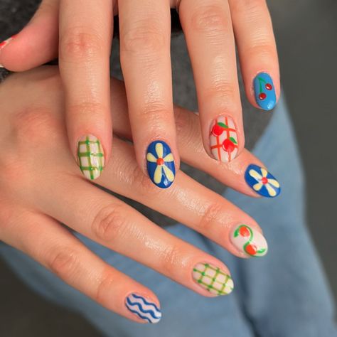 𝑪𝑰𝑻𝑹𝑬 | Cutest picnic vibes for @jemmaxb 🧺 . . . . #picnicnails #picnicnailart #fruitnails #fruitnailart #fruitynails #summernails… | Instagram Cute Nail Ideas Gel Short, Fun Nail Patterns, Different Color Nails Blue, Mediterranean Nail Ideas, Portugal Inspired Nails, Blue And Orange Fall Nails, Square Design Nails, Picnic Nail Art, Beach Vibes Nails