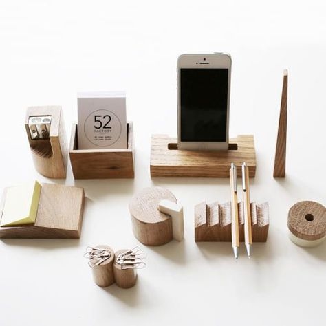 Icons of Soviet-era architecture inspired this oak desk set from Russian designers 52Factory. Diy Desk Organization, Wooden Objects, Gift For Architect, Desk Organization Diy, Workspace Desk, Wooden Desk Organizer, Ad Magazine, Oak Desk, Desk Tidy