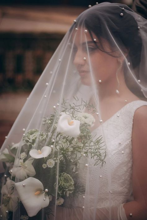 White Pearl Wedding, Veil Wedding, Veil Chapel Bridal, Modern Fingertip Veil Ivory, Wedding Veil Single Tire, Veil Simple Double, Layer Veil - Etsy Croatia Marriage Vision Board, Double Layer Veil, Pearl Wedding Veil, Veil Simple, Veil Long, Comb Veil, Layered Veil, Fingertip Veil, Veil Styles