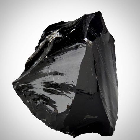 It is obsidian rock which is a extrusive igneous rock and it shows holohyaline texture which is a glassy from outside and it forms at the… Sacred Spiral, Dragon Glass, Rose Quartz Healing, Kyanite Crystal, Orgonite Pyramids, Red Quartz, Obsidian Stone, Healing Meditation, Energy Stones