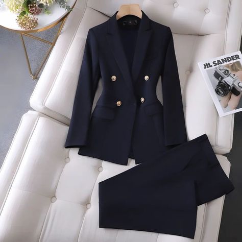 Elevate your office style with our Women's Suit! ✨ This sophisticated set pairs a sleek jacket with fashionable bell-bottom pants, perfect for making a statement at work or any business event. 💼👗 Comment Fashion for more info... #WomensSuit #BusinessAttire #OfficeFashion #BellBottoms #ChicStyle #WorkWear #FashionForward #PowerSuit #StyleInspo #ElegantLook #Fashionista All Black Suit Women, Black Suit Women, Suits For Women Stylish, Ensemble Blazer, All Black Suit, Blue Suit Jacket, Costume Noir, Elegant Blazers, White Fashion Casual