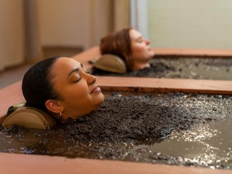 Hydrotherapy Spa, Backyard Resort, Dreams Spa, Mud Bath, Spa Prices, Thermal Spa, Spa Business, Body Spa, Best Spa