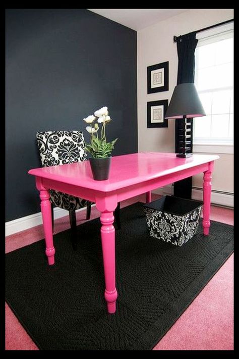 Feminine Home Office Ideas, Elegant Home Office, Feminine Home Offices, Pink Office, Black And White Decor, Home Office Space, Home Office Organization, Home Office Ideas, Pretty House