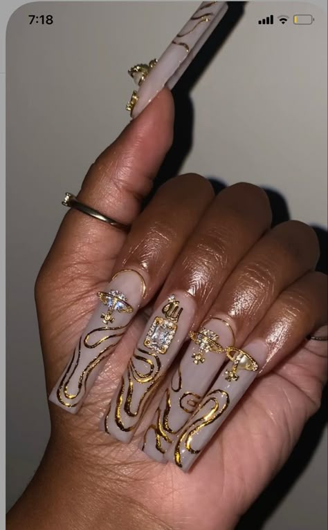 Virgo Birthday Nails, Birthday Nails Inspo, 21st Birthday Nails, Facebook Ads Campaign, Virgo Birthday, Gold Acrylic Nails, Brown Acrylic Nails, Nails Acrylic Pink, Acrylic Toes