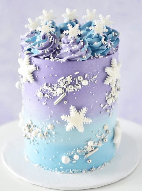 Winter Birthday Cake Ideas Images (Pictures) Winter Birthday Cake Ideas, Winter Birthday Cake, Elsa Torte, Frozen Birthday Party Cake, Frozen Themed Birthday Cake, Winter Wonderland Cake, Frozen Theme Cake, Snowflake Cake, Elsa Cakes