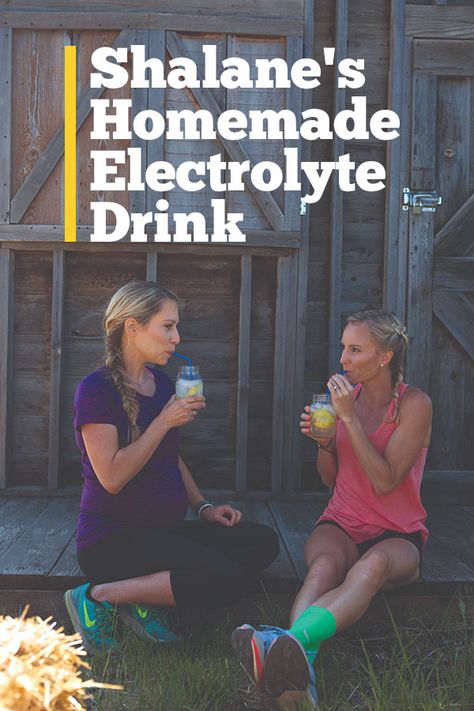 all natural electrolyte drink - Olympian Shalane's Flannagan's homemade electrolyte drink from run fast eat slow Natural Electrolyte Drink, Watermelon Nutrition, Run Fast Eat Slow, Homemade Electrolyte Drink, Running Diet, Running Nutrition, Natural Electrolytes, Run Fast, Electrolyte Drink