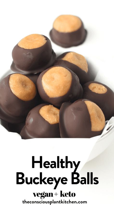 Healthy Buckeyes Balls Recipe - Easy, Vegan, Keto, Dairy-Free fudgy protein peanut butter balls, the best low carb vegan Christmas treat with paleo option Healthy Buckeyes, Protein Peanut Butter Balls, Buckeye Balls Recipe, Buckeye Recipe Easy, Vegan Christmas Treats, Healthy Peanut Butter Balls, Buckeye Balls, Keto Dairy, Peanut Butter Buckeyes