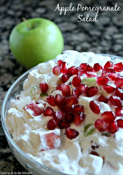 Apple Pomegranate Salad - Love to be in the Kitchen Apple Pomegranate Salad, Apple Pomegranate, Pumpkin Cream Pie, Salted Caramel Apple Pie, Best Fruit Salad, Pomegranate Recipes, Best Thanksgiving Recipes, Best Pumpkin Pie, Pomegranate Salad