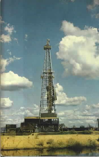 texas oil Oil Derrick, Oilfield Trash, Texas Oil, Oil Platform, Texas Cowboys, Visit Texas, Oil Field, Loving Texas, Drilling Rig