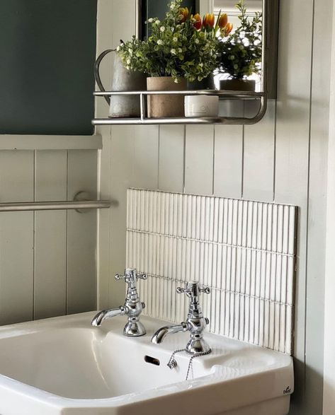 Tongue and groove panelling for bathrooms: ideas - Claire Douglas Styling Half Wall Panelling Bathroom, Half Panelled Walls Bathroom, Tongue And Groove Bathroom, Wood Panel Bathroom, Traditional Bathroom Tile, Panelled Walls, Dark Green Living Room, Tongue And Groove Walls, Mdf Wall Panels