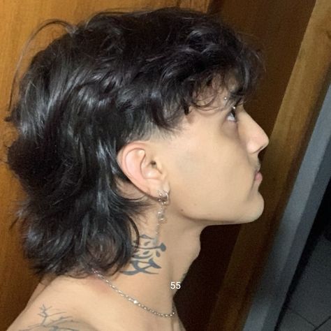 French Mullet, Long Mullet Straight Hair, Male Straight Hair, Alternative Hair Men, Male Mullet, Mullet Boy, Hairstyle Boys, Mullet Shag, Mens Haircuts Medium