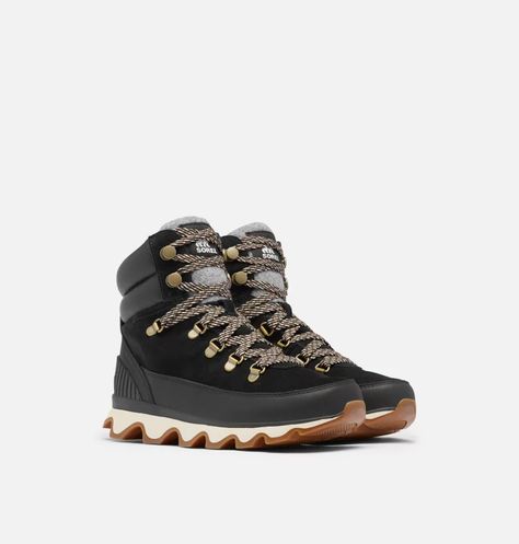 January Style, Snow Weather, Sorel Kinetic, Sorel Winter Boots, Womens Waterproof Boots, Hiking Outfit Women, Sorel Boots, Nails Fashion, Stylish Boots