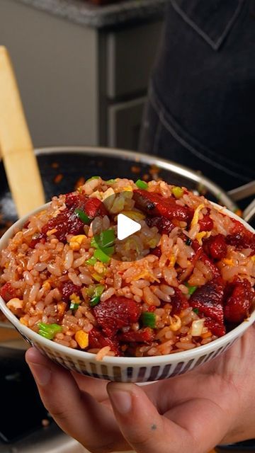 Fried rice Korean Fried Rice Recipe, Baked Fried Rice, Vietnamese Fried Rice, Fried Rice Recipe Video, Spam Fried Rice, Vegetarian Rice Recipes, Vegetarian Rice, Kimchi Fried Rice, Fried Rice Recipe