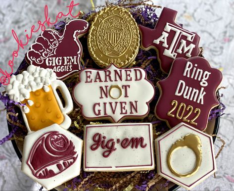 Ring Dunk Cookies, Aggie Ring Day Cookies, Ring Dunk Party Themes, Texas A M Ring Dunk Party, Ring Dunk, Aggie Ring Dunk Party Ideas, Ring Dunk Party Ideas, Aggie Graduation Party, Aggie Ring Dunk