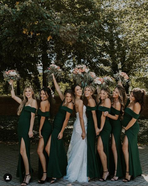 Forrest Green Bridesmaid Dresses, Bridesmaid Dresses 2023, Bridesmaid Dresses 2024, Hunter Green Bridesmaid Dress, Forest Green Bridesmaid Dresses, Enchanted Forest Wedding Theme, Maid Of Honor Dresses, Fall Bridesmaid, Dark Green Wedding