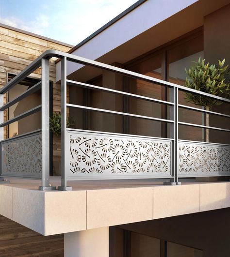 Designs de garde-corps motif laser pour terrasse et balcon Balcony Fence Ideas Metal, Balcony Grill Design Railings, Modern Balcony Railing, Railing Design For Balcony, Railing Design Balcony, Balcony Railing Design Modern, Staircase Glass Design, Home Grill Design, Garde Corps Metal