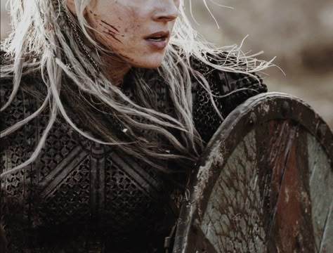 Visenya Targaryen, Viking Aesthetic, Breathing Fire, Elf Warrior, Yennefer Of Vengerberg, Targaryen Aesthetic, The Last Kingdom, Shield Maiden, Dragon Rider