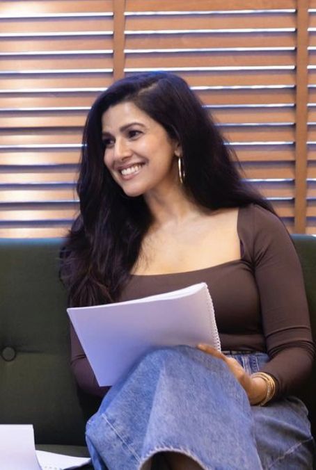 Nimrat Kaur Hot Pics, Nimrat Kaur, Popular Stories, Small Town Girl, Amitabh Bachchan, Big Project, Big News, Print Models, Bollywood Movies