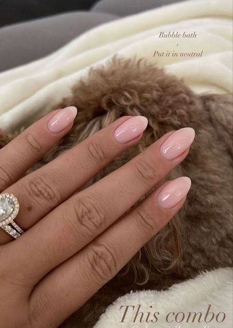 Light pink neutral almond shape nails Neutral Almond Nails Classy Short, Short Nail Inspo Neutral, Cute Nails Inspo Simple, Clean Oval Nails, Bubble Bath Acrylic Nails Almond, Bubble Bath Short Acrylic Nails, Sns Neutral Nails, Engagement Nails Light Pink, Neutral Nails Cute