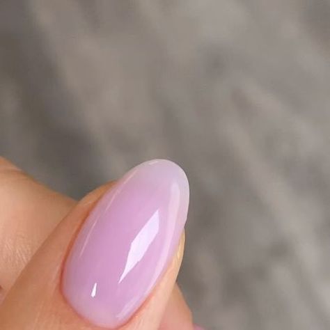 Stephanie Yianni on Instagram: "Grapeseed oil era 🍇💧 shade is ‘Grapeseed oil’ by @gelcare.official   #almondnails #biab #sheernails #jellynails #gelcare #nailtrends #nailinspo #lilacnails" Jelly Lilac Nails, Grapeseed Oil Nails, Lilac Jelly Nails, Light Purple Jelly Nails, Sheer Purple Nails, Clear Jelly Nails, Purple Jelly Nails, Nails Tech, Light Purple Nails