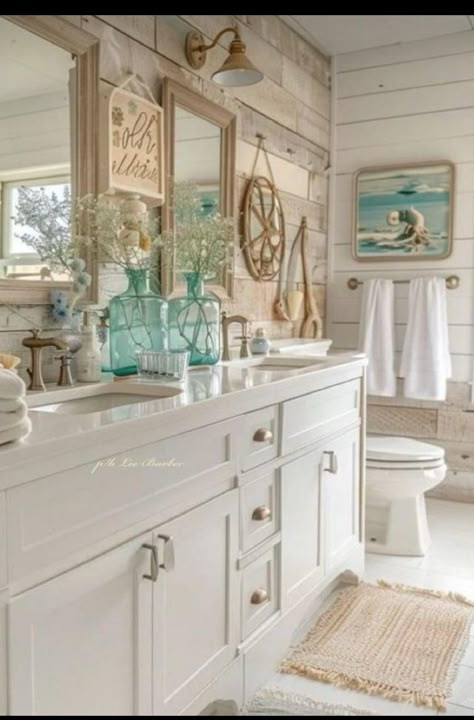 Coastal Bathroom Ideas, Bathroom Wallpaper Ideas, Beachy Bathroom, Beach House Bathroom, Beach Theme Bathroom, Coastal Bathroom, Cottage Bathroom, Coastal Bathrooms, Gorgeous Bathroom