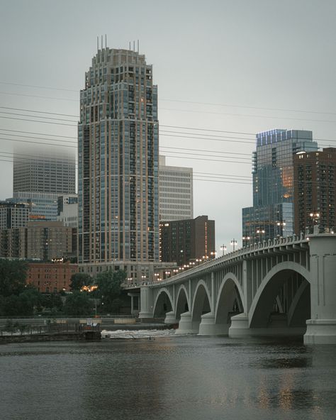 The Mississippi River and view of downtown Minneapolis, Minnesota Minneapolis Downtown, Minnesota Photography, Minneapolis Skyline, Downtown Minneapolis, Point Perspective, Hotel Motel, Posters Framed, Minneapolis Minnesota, Mississippi River