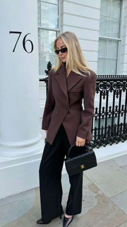 fall trends corpcore 5-min Brown Blazer Outfit, Blazer Outfits For Women, Trends For 2024, Hello Fashion, Brown Blazer, Brown Outfit, Long Haul, Trends 2024, Blazer Outfits