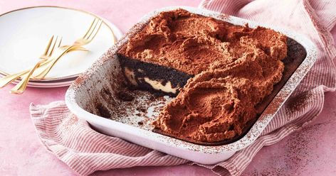 Italian love cake Healthy Balanced Meals, Italian Love Cake, Italian Desserts Easy, Italian Love, Italian Cakes, Super Easy Desserts, Italian Recipes Dessert, Custard Desserts, Rich Chocolate Cake