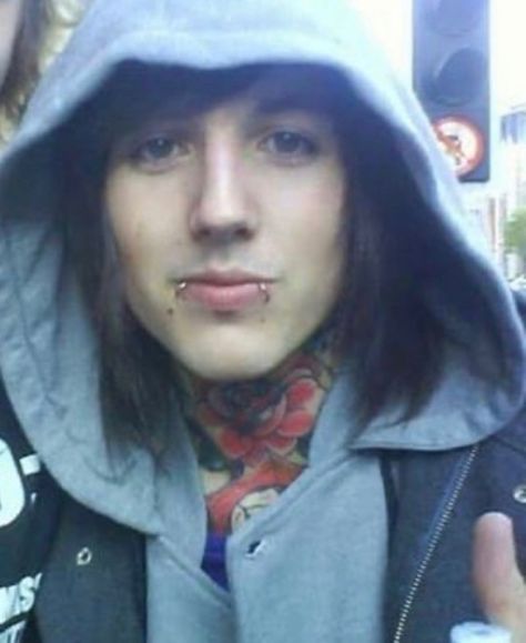 Oli Sykes, Oliver Sykes, Hair