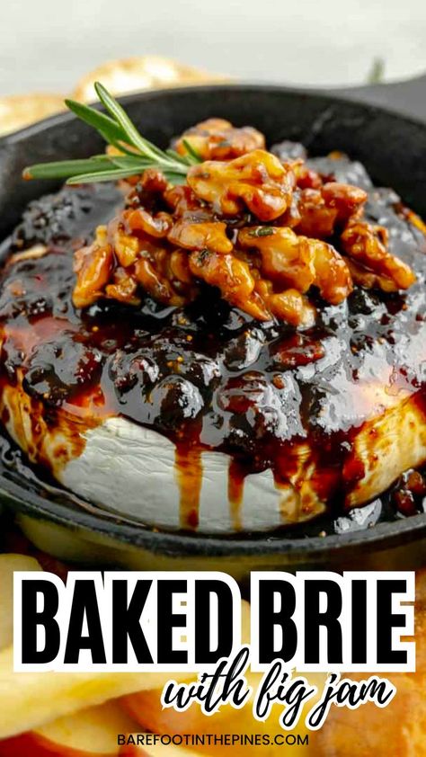 Bacon Baked Brie, Brie Recipes Appetizers, Baked Brie Appetizer, Baked Brie Recipes, Brie Appetizer, Brie Recipes, Bacon Appetizers, Candied Bacon, Baked Brie