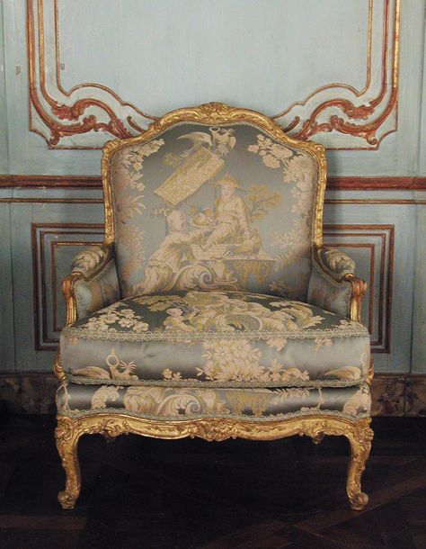 possibly by Louis I Cresson | Armchair (bergère) (one of a pair) | French, Paris | The Metropolitan Museum of Art Ornate Chairs, Upholstered Settee, Rustic Furniture Diy, French Paris, Antique French Furniture, Victorian Furniture, French Chairs, Antique Chairs, Beautiful Chair