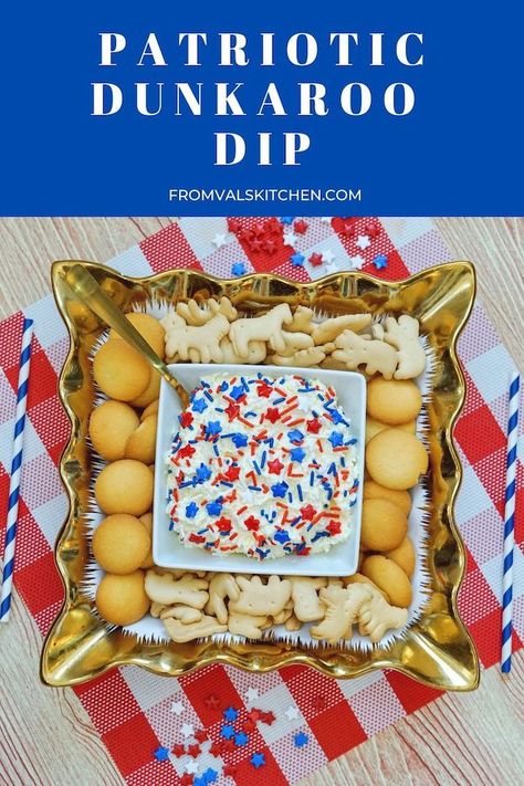 Fourth Of July Dessert Dip, 4th Of July Fruit Dip, Patriotic Dip Recipes, 4th Of July Dessert Dip, Patriotic Dip, Dunkaroo Dip Recipe, Dunkaroo Dip, Blue Sprinkles, July Desserts