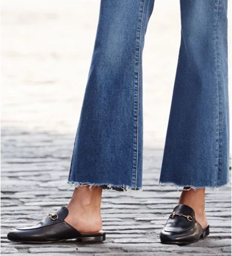 black slip on flats for fall Princetown Gucci, Gucci Slippers, Gucci Princetown, Biker Shorts Outfit, All Jeans, Leather Mules, Fashion 2020, Primavera Estate, Mule