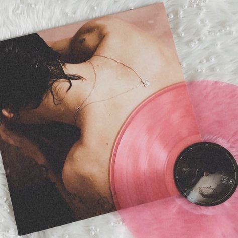 Hs1 Vinyl, Harry Styles Pink, Harry Styles Vinyl, Orange Aesthetics, Jae Lee, Harry Styles 2013, Perfect Handwriting, Vinyl Aesthetic, Color Boards