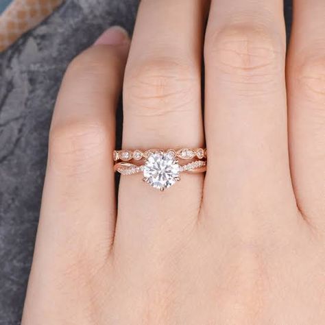 Rose Gold Bridal Set, Diamond Bridal Ring Sets, Detailed Engagement Ring, Rose Gold Bridal, Moissanite Necklace, Types Of Diamonds, Moissanite Earrings, Bridal Bands, Moissanite Wedding Bands