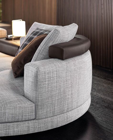 The Connery Sofa Collection - Minotti London Round Sofas, Round Chaise, Minotti Sofa, Modern Sofa Designs, Living Room Sofa Design, Curved Sofa, Sofas And Chairs, 3 Seater Sofa, Modern Sofa