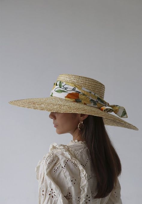 Mexican Hat: 10 Ways to Rock this Fashion Accessory Like a Pro Sunhat Outfit, Mexican Hat, Printed Scarf, Silk Accessories, Wheat Straw, Couture Mode, Beautiful Hats, Royal Wedding, Girl With Hat