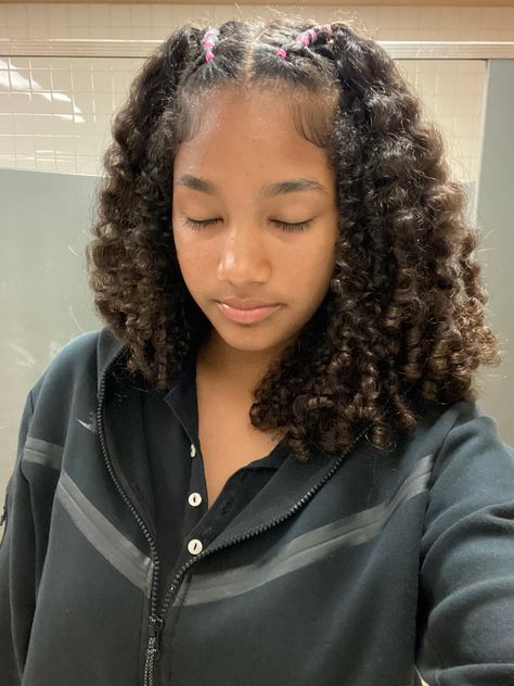 Natural Hairstyles Curly Hair Black, Black Girls Hairstyles Back To School, Cute Curly Half Up Half Down Hairstyles, Curly Hair Birthday Hairstyles, Curly Hair 3c Hairstyles, Black Girls Curly Hairstyles, Natural Black Girls Hairstyles, Hairstyles For Coily Hair, Mixed Girls Hairstyles