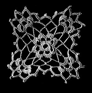 Crochet Medallion, Prayer Cloth, Cloth Ideas, Crochet Edging Patterns, Crochet Motif Patterns, Medallion Pattern, Irish Lace Crochet, Crochet Tablecloth, Irish Lace