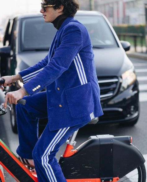 Adidas Suit, Sports Club, Adidas Fashion, Adidas Outfit, Sports Clubs, Sport Wear, What To Wear, Prada, Pie