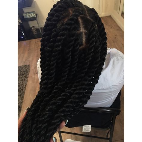 Jumbo Senegalese twist Big Havana Twist, Senegalese Twist Jumbo, Black Hairstyles Crochet, Havanna Twist, Cornrow Updo Hairstyles, Protective Style Braids, Black Hairstyle, Natural Hair Transitioning, Havana Twist