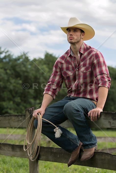 Men Western Outfits, Cowboy Sitting, Country Boy Outfits, Urban Cowboy Style, Cowboy Images, Fashion Infographic, Cowboy Aesthetic, Urban Cowboy, Country Boy