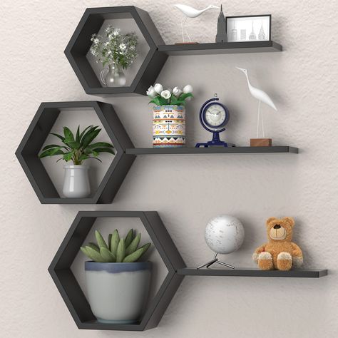 Honeycomb Shelves, Shelf Decor Living Room, Modern Wall Shelf, Hexagon Shelves, Wooden Floating Shelves, Collage Style, تصميم للمنزل العصري, Wall Shelf Decor, Wall Shelves Design