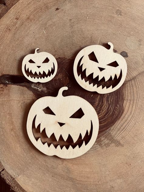 10x Wooden Halloween Lanterns / Pumpkin Shapes from 40mm Wide | Halloween Decor | 3mm Thick Laser Cut Plywood Blanks | Craft Shapes Pumpkin Shapes, Halloween Pumpkin Jack O Lantern, Poplar Plywood, Laser Cut Plywood, Laser Cut Wood Earrings, Laser Cut Wood Crafts, Halloween Lanterns, Pumpkin Jack, Eco Friendly Packaging