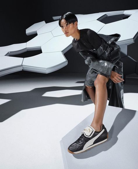 Rihanna for FENTY PUMA Puma Rihanna Fenty, Puma Rihanna, Singer Fashion, Fenty X Puma, Rihanna Fenty, Fenty Puma, Sneakers Outfit, Fashion Icon, Barbados