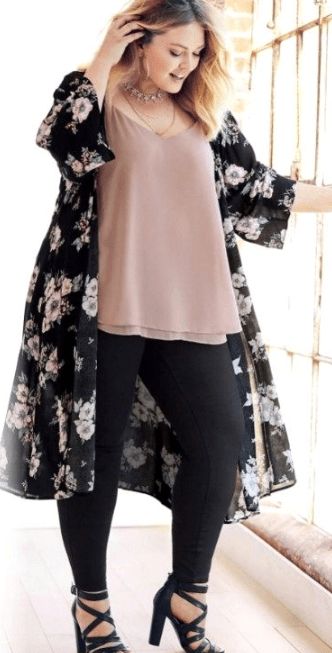 Winter Kimono Outfit, Look Kimono, Simple Spring Outfits, Winter Kimono, Elegant Work Outfits, Simple Fashion Outfits, Plus Size Kimono, Kimono Outfit, Cute Work Outfits