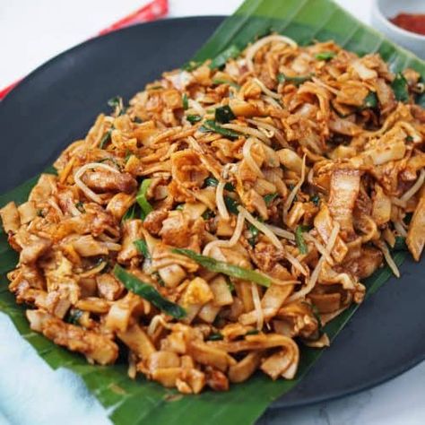 Malaysian Char Kway Teow (30-min. Recipe) - Christie at Home Malaysian Food Recipes, Pork Noodles Recipe, Char Kway Teow Recipe, Asian Feast, Wide Rice Noodles, Char Kway Teow, Malaysian Recipes, Malaysia Food, Sweet Soy Sauce